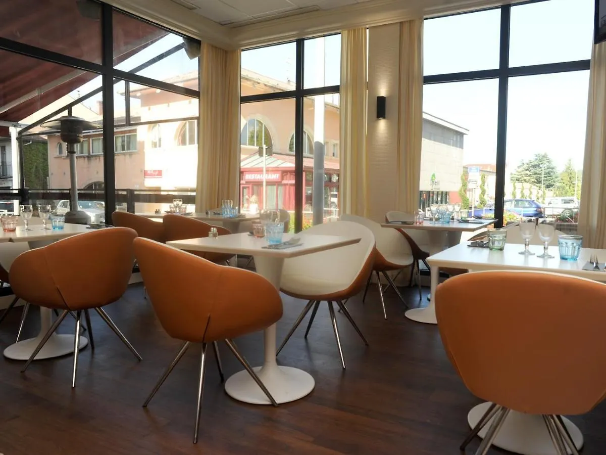 ***  Logis Hotel Du Haut-Bugey Oyonnax Francja